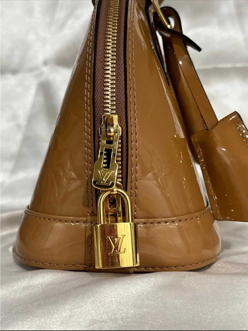 Louis Vuitton Caramel Patent Vernis Alma Satchel
